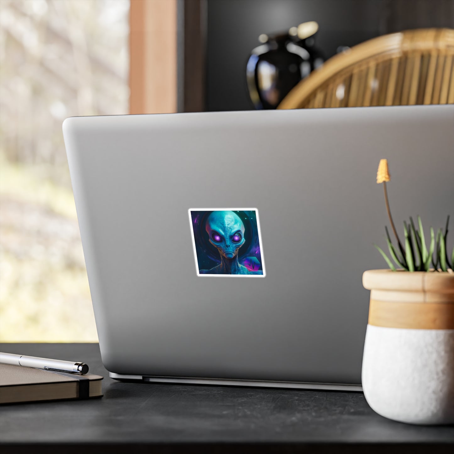 Pulse Chain Alien Vinyl Decal - DeFi Outfitters